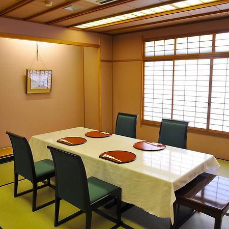 Yugawara Onsen Kawasegien Isuzu Hotel Atami  Dış mekan fotoğraf