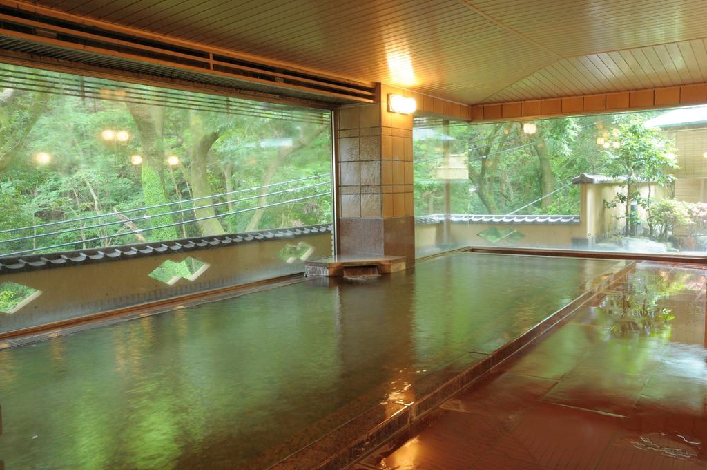 Yugawara Onsen Kawasegien Isuzu Hotel Atami  Dış mekan fotoğraf