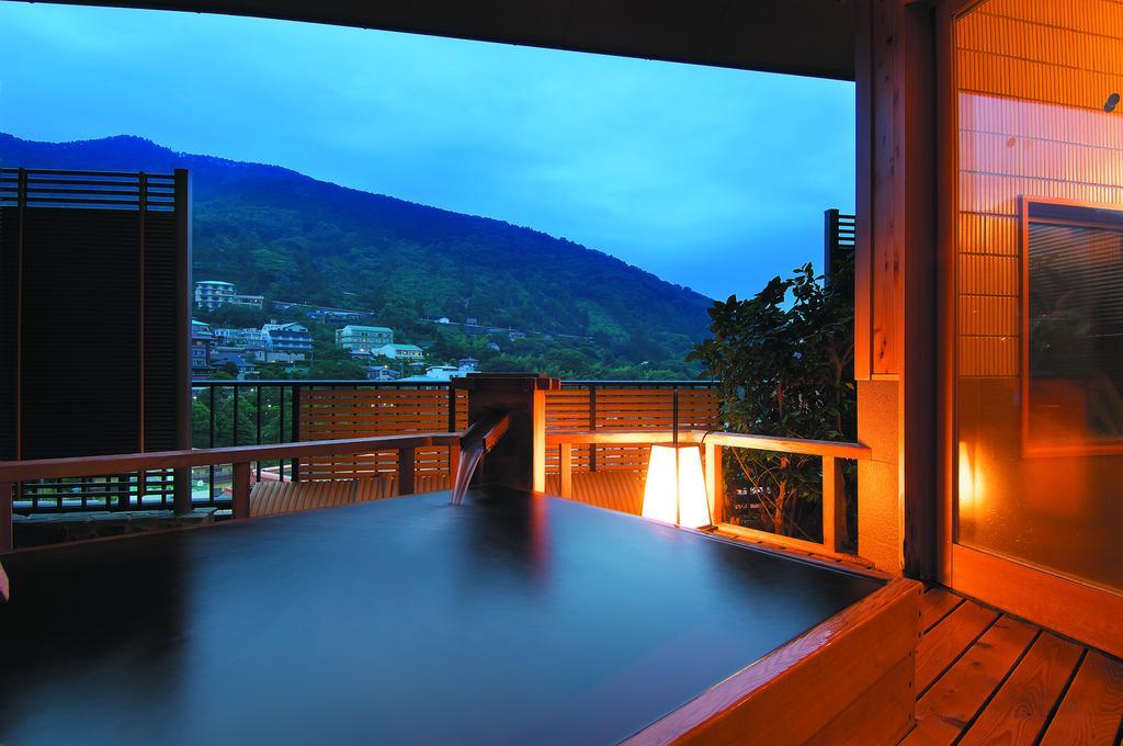 Yugawara Onsen Kawasegien Isuzu Hotel Atami  Dış mekan fotoğraf