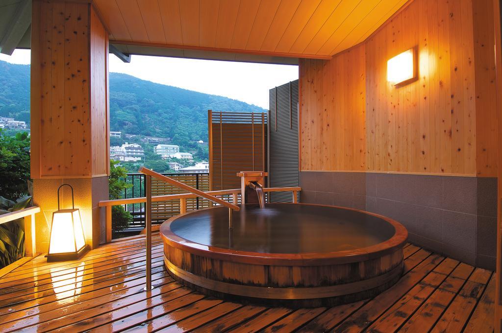 Yugawara Onsen Kawasegien Isuzu Hotel Atami  Dış mekan fotoğraf