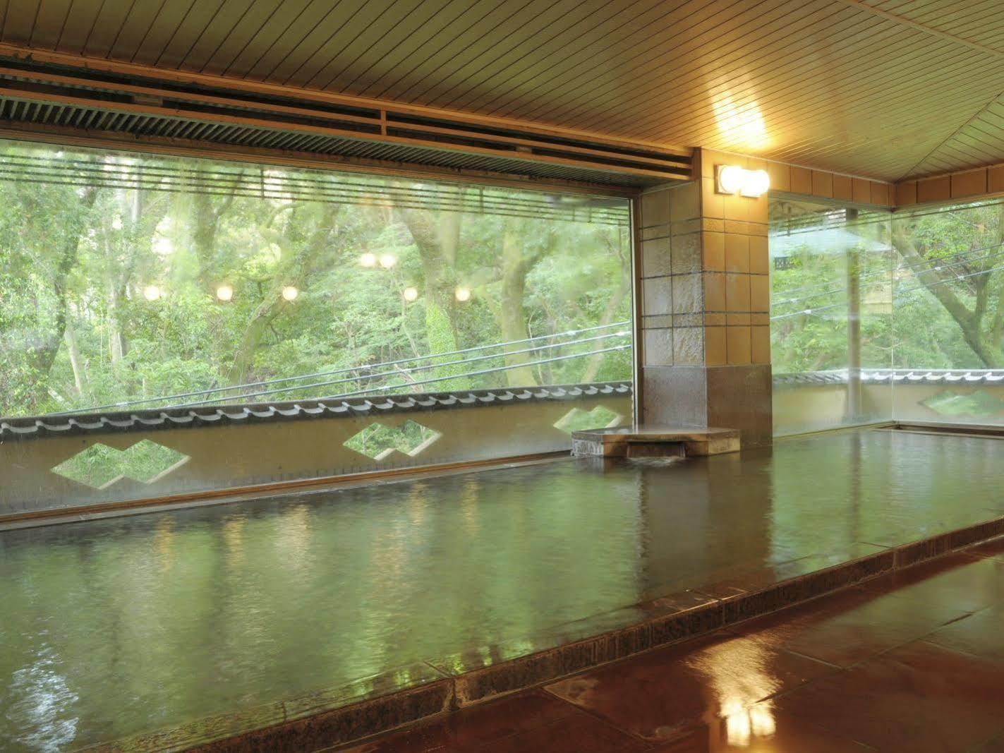 Yugawara Onsen Kawasegien Isuzu Hotel Atami  Dış mekan fotoğraf