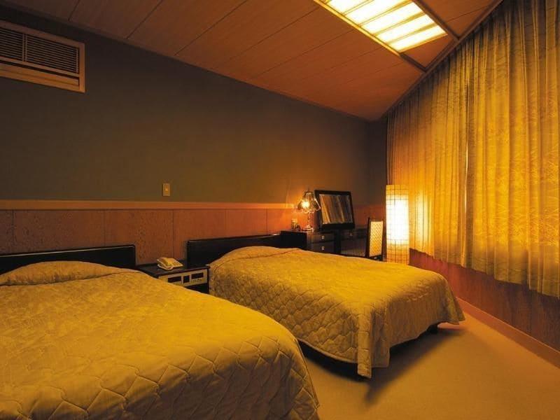 Yugawara Onsen Kawasegien Isuzu Hotel Atami  Dış mekan fotoğraf